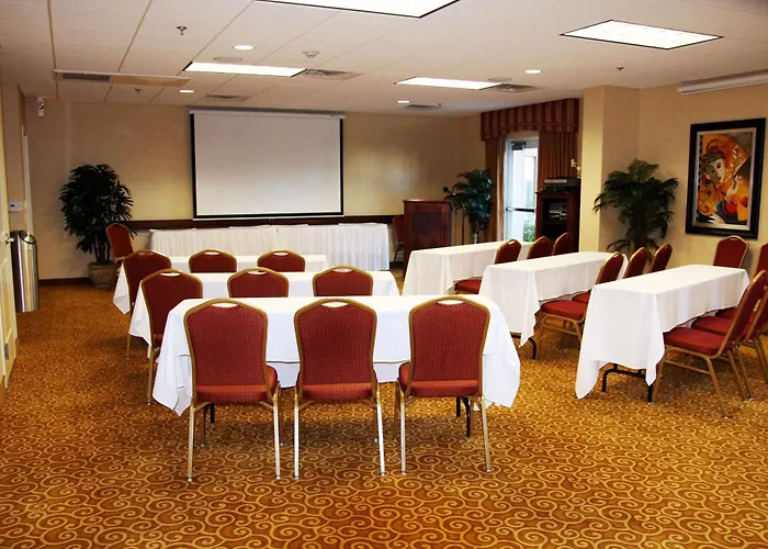 Hampton Inn & Suites Redding