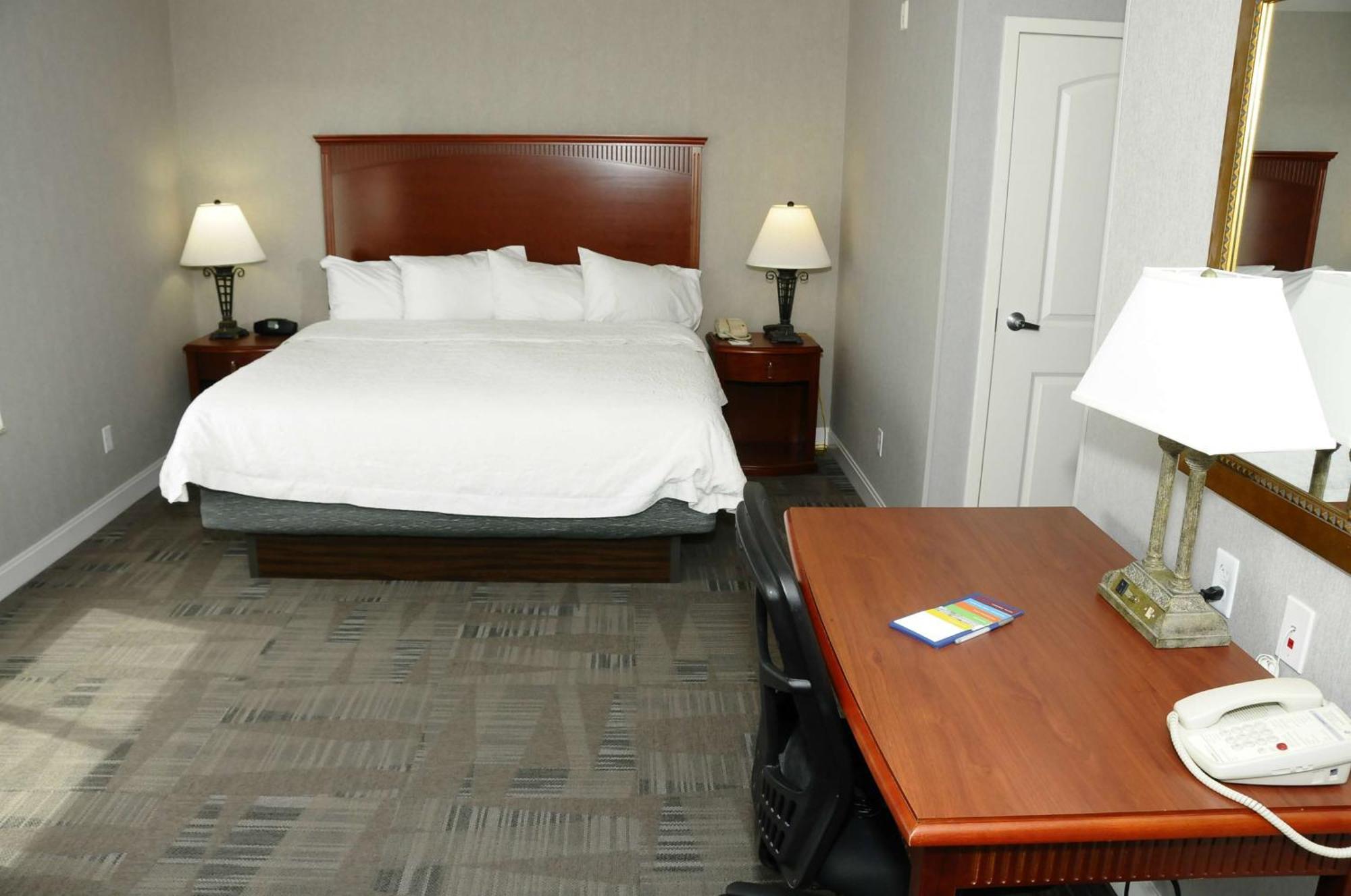 Hotel Hampton & 3*